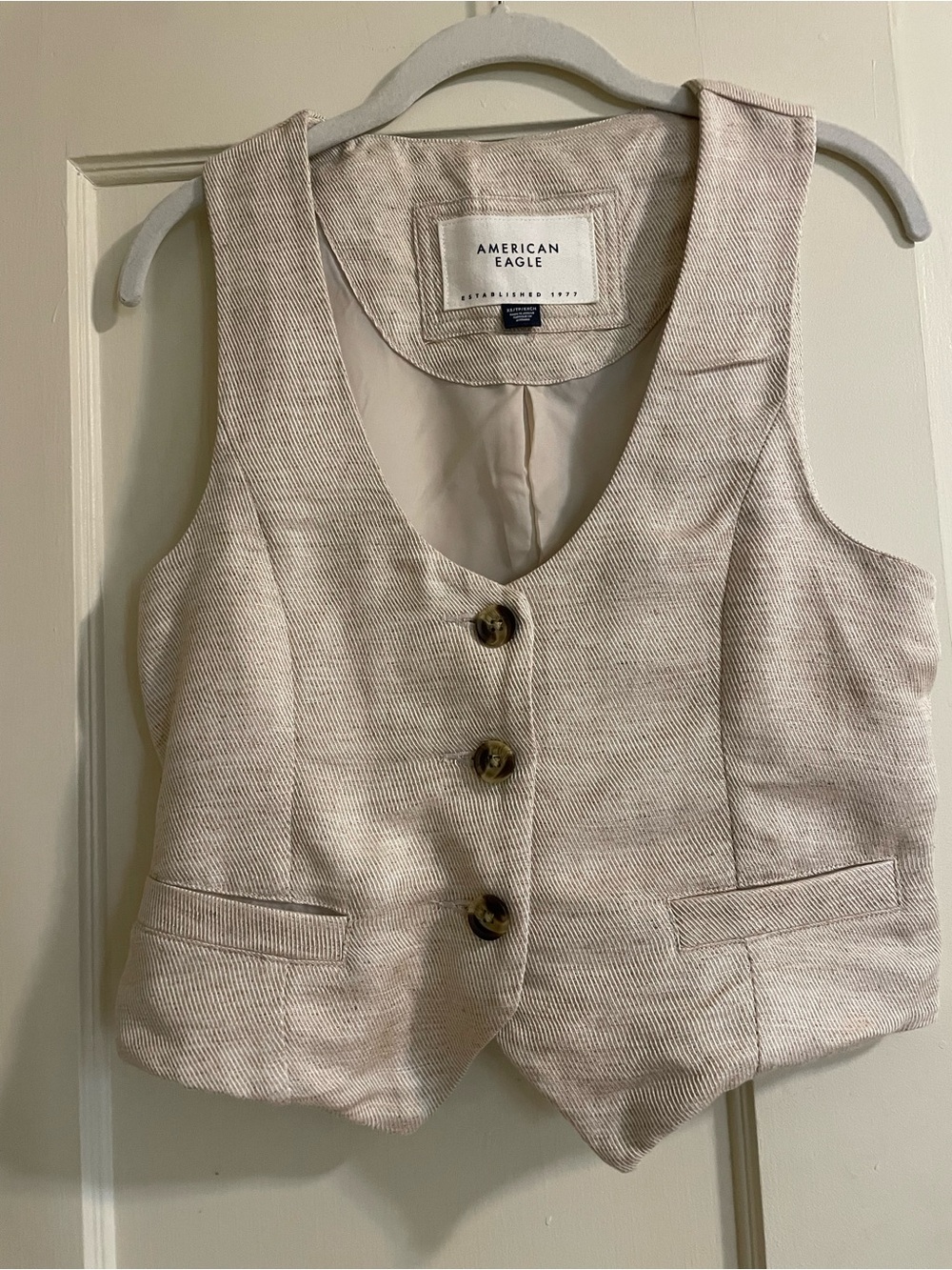 American Eagle Light Beige Textured Button-Front Vest